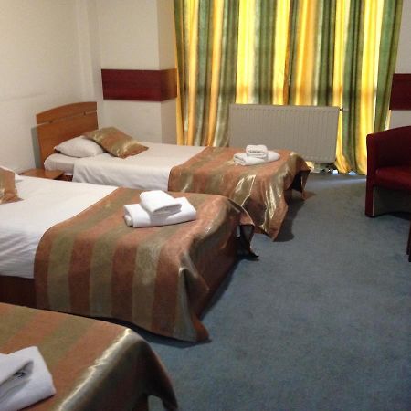Hotel Lido Крайова Екстер'єр фото
